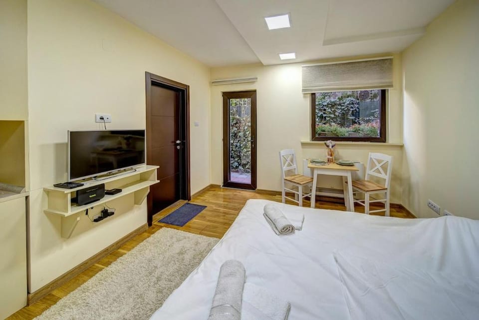 Oasis Moonze Apartment in Belgrade