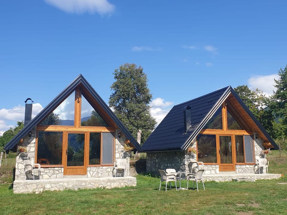 Kukaj Apartments Chalet in Montenegro
