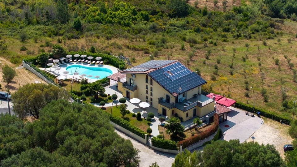 Agriturismo L'Oasi Farm Stay in Campania