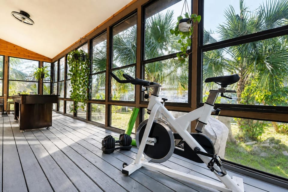 Solarium, View (from property/room), Fitness centre/facilities, Garden view