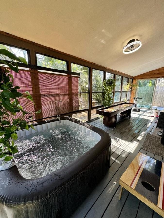 Patio, Game Room, Hot Tub