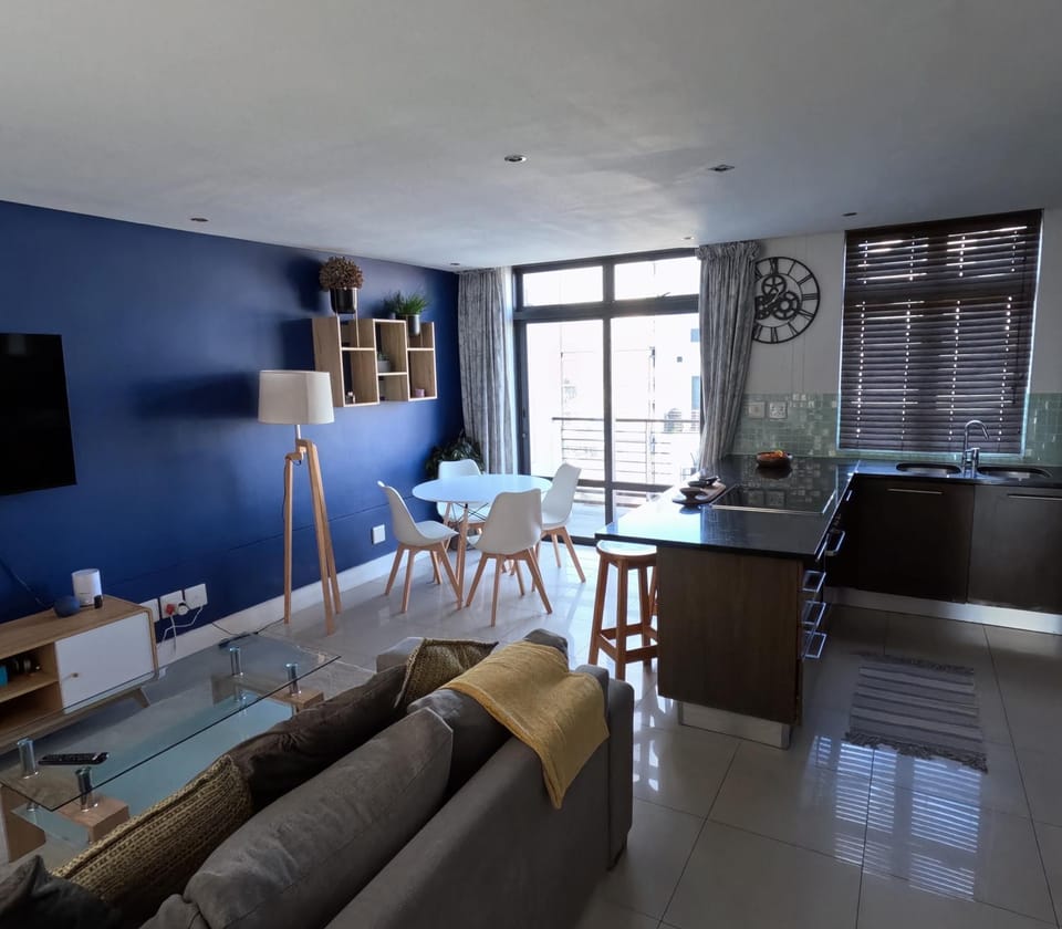TV and multimedia, Living room, Dining area