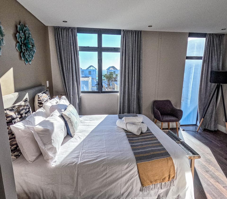 Bed, Photo of the whole room, Bedroom, Sea view