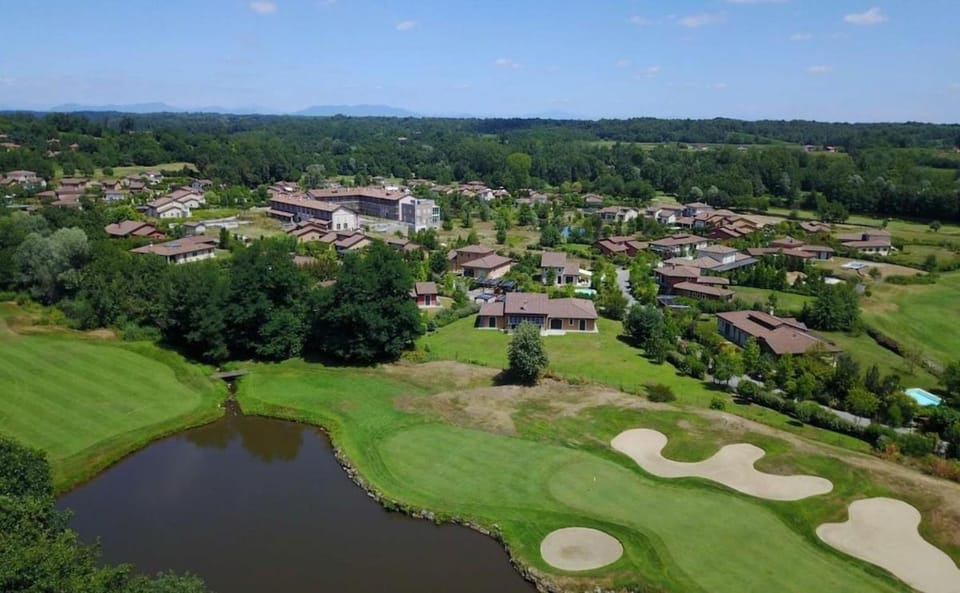 Golf Club Bogogno Apartment Apartment in Lombardy