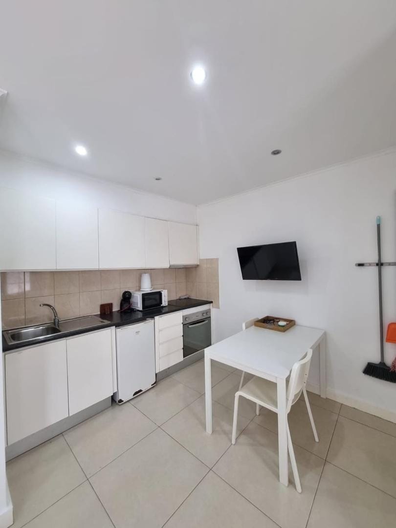 By the Sea Apartments B3 Apartment in Guia