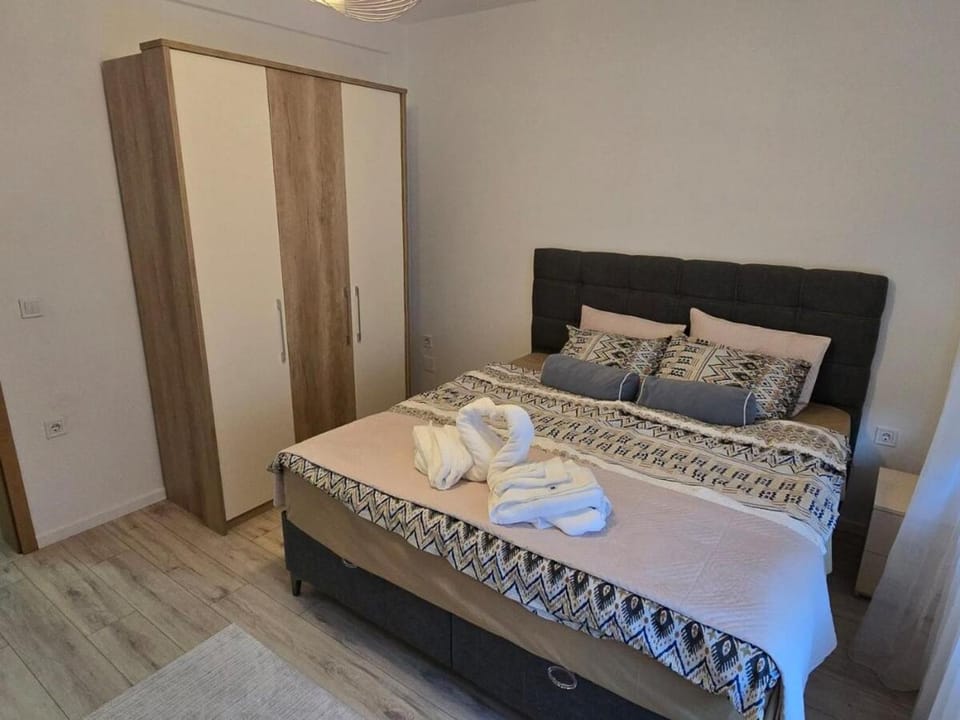 Pejton town Apartment in Serbia