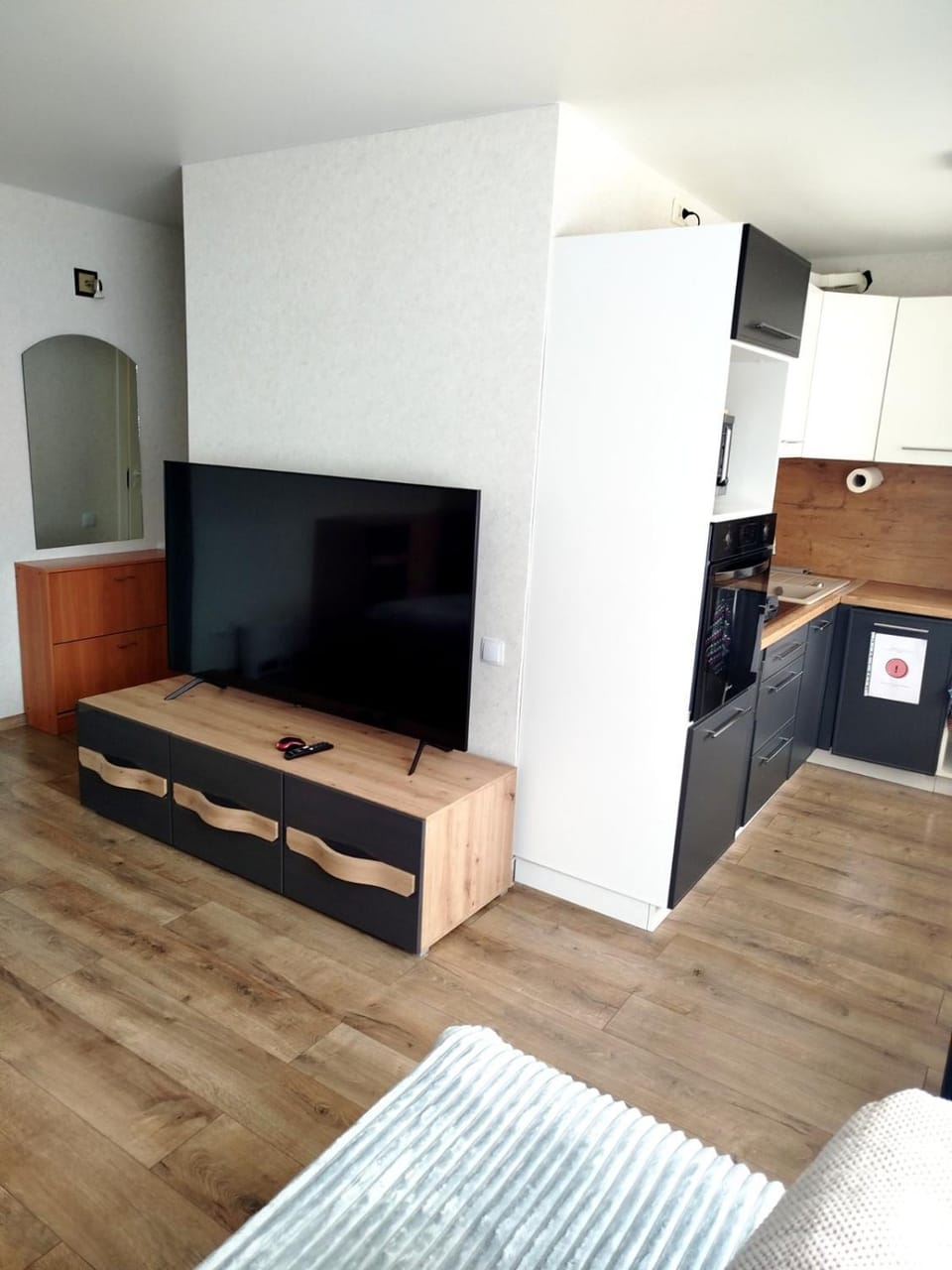 TV and multimedia, Seating area