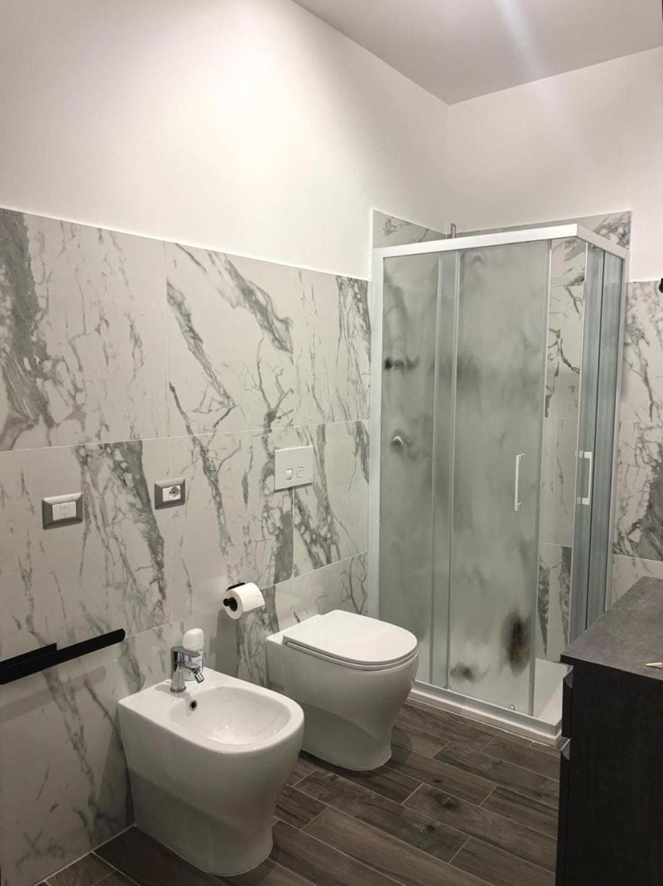 Bathroom, bidet