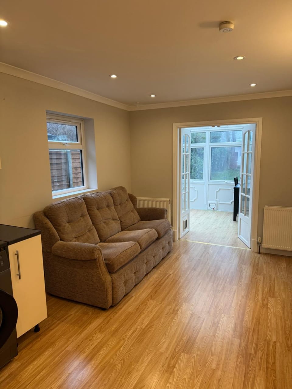 Apartament z 2 sypialniami, ogrodem , super lokalizacja Apartment in England