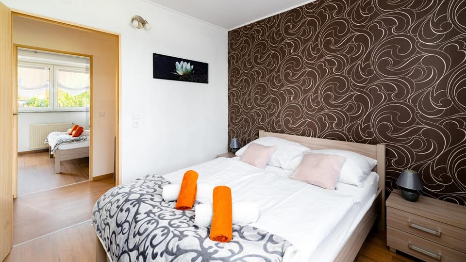 Komfortowy Apartament Zielony Zakątek z widokiem na góry Apartment in Lower Silesian Voivodeship