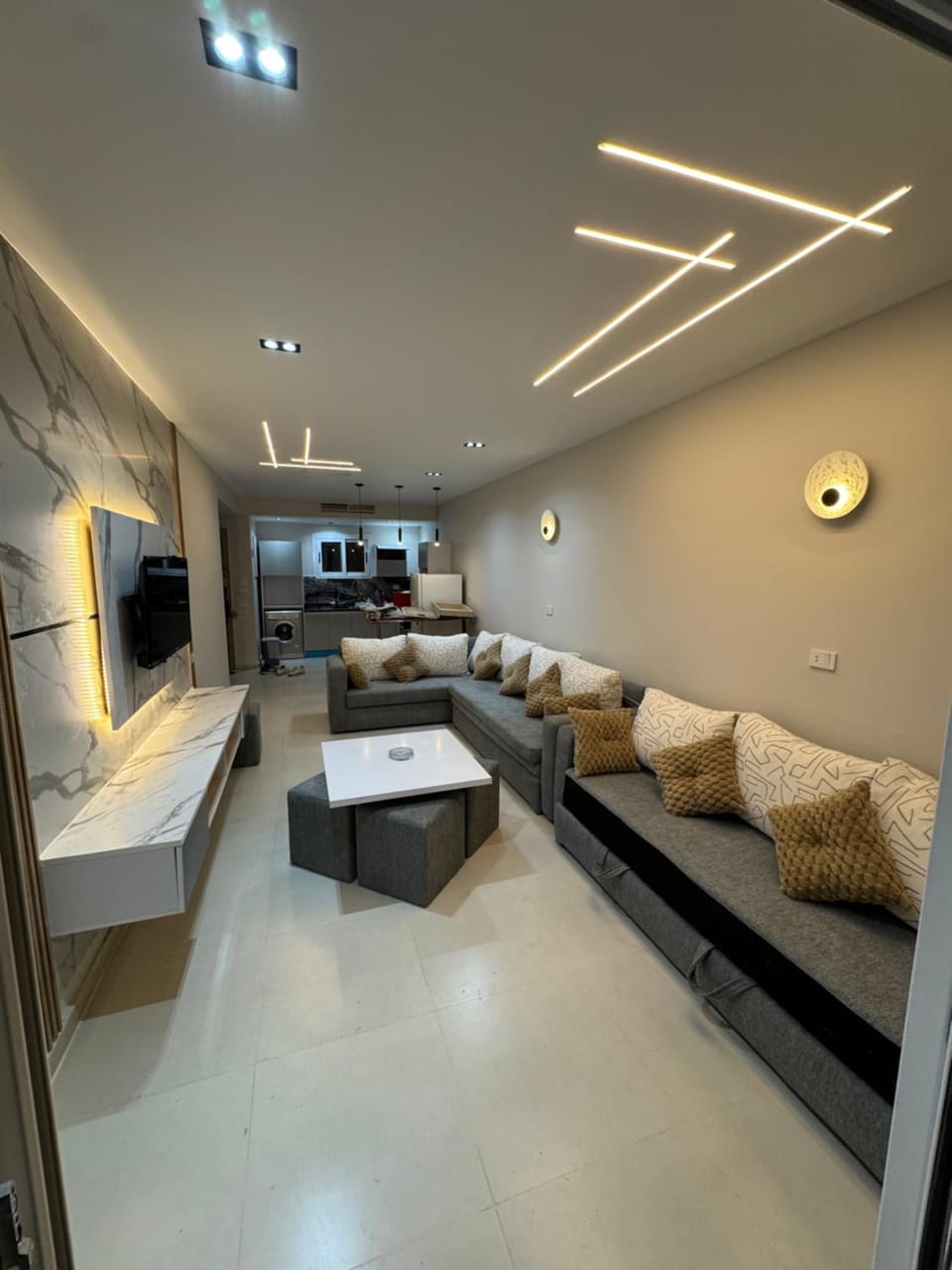 TV and multimedia, Living room, Seating area