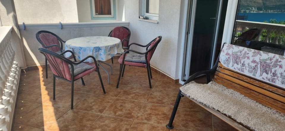 Porodicni Lux apartman Apartment in Dubrovnik-Neretva County