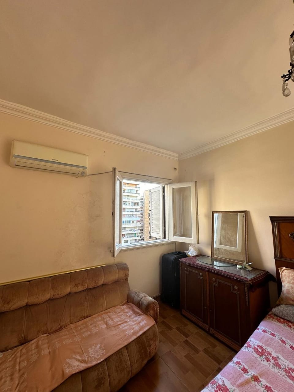 Bed, Bedroom, air conditioner