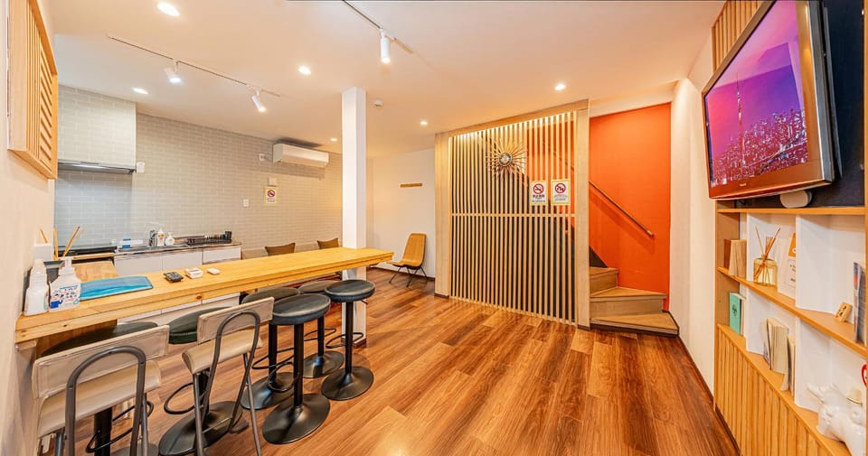 TV and multimedia, Dining area