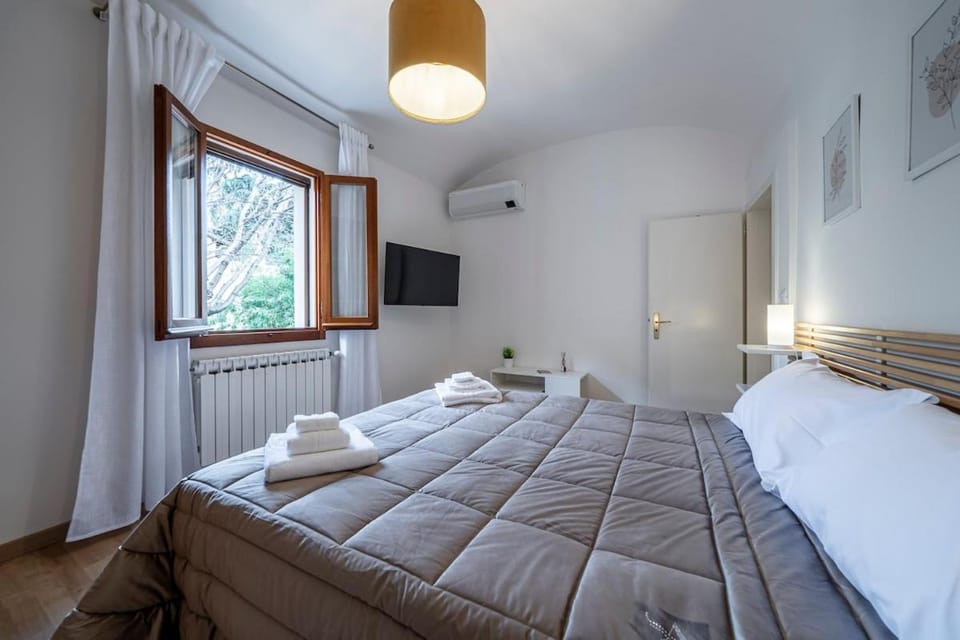 City centre - Beautiful cottage with garden House in Bologna