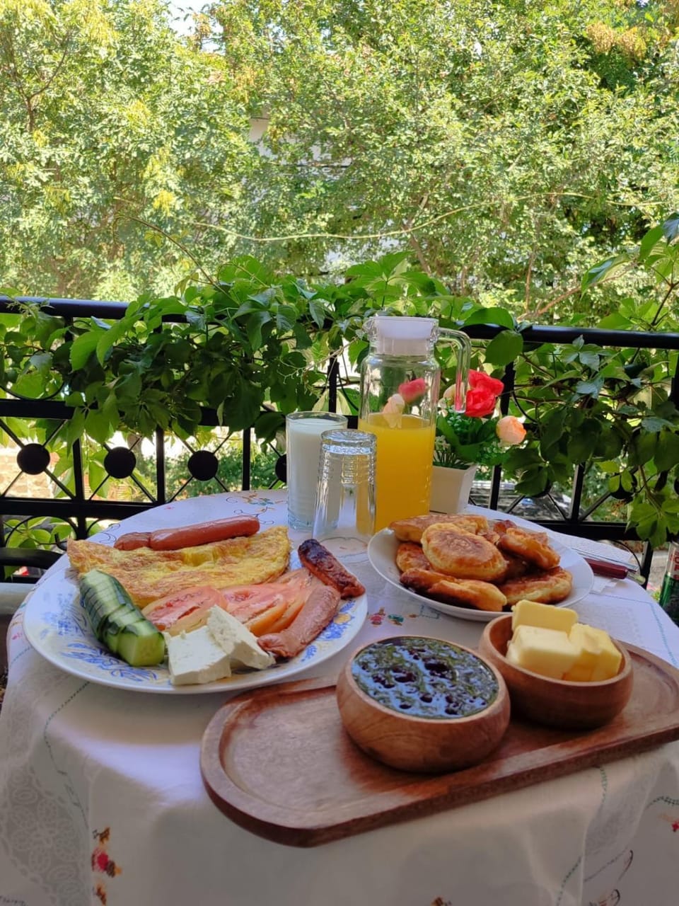 Breakfast