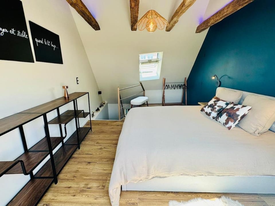À l'Ombre du Clocher House in Occitanie