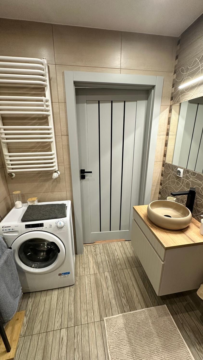 towels, washing machine, dryer