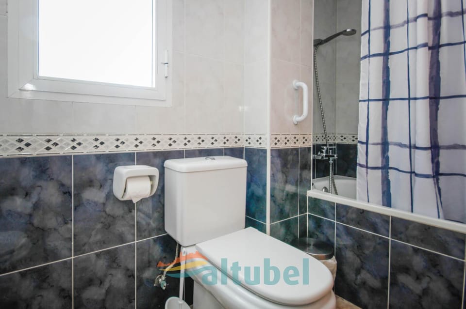 Bathroom, Bath