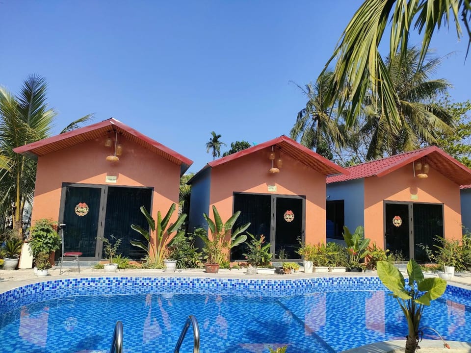 Pool view, sunbed