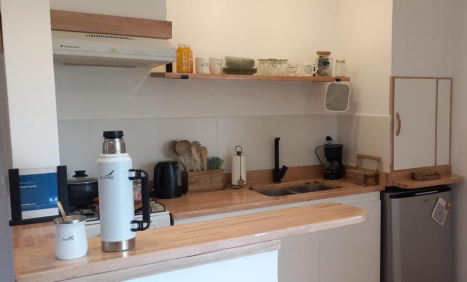 Coffee/tea facilities, Kitchen or kitchenette