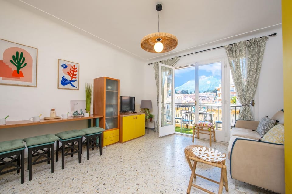Menton, Studio pour 3 personnes, proche gare Apartment in Menton