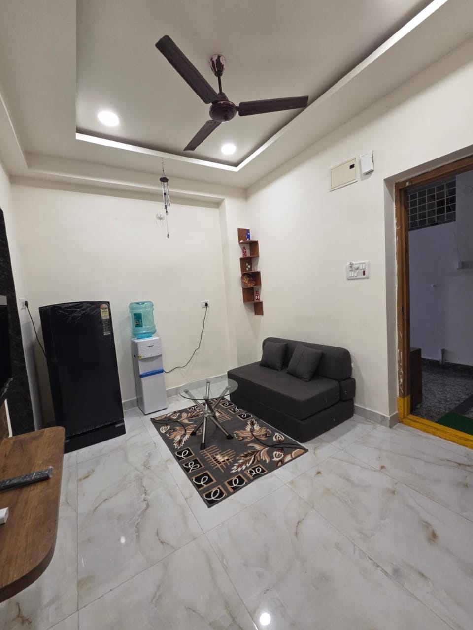 SE 103 Entire flat One bhk Flat Apartment in Hyderabad