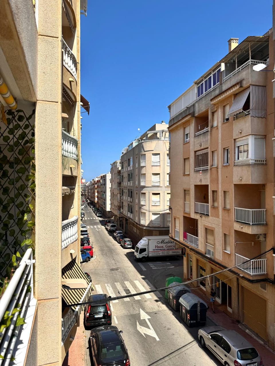 Neighbourhood, City view, Street view, Location