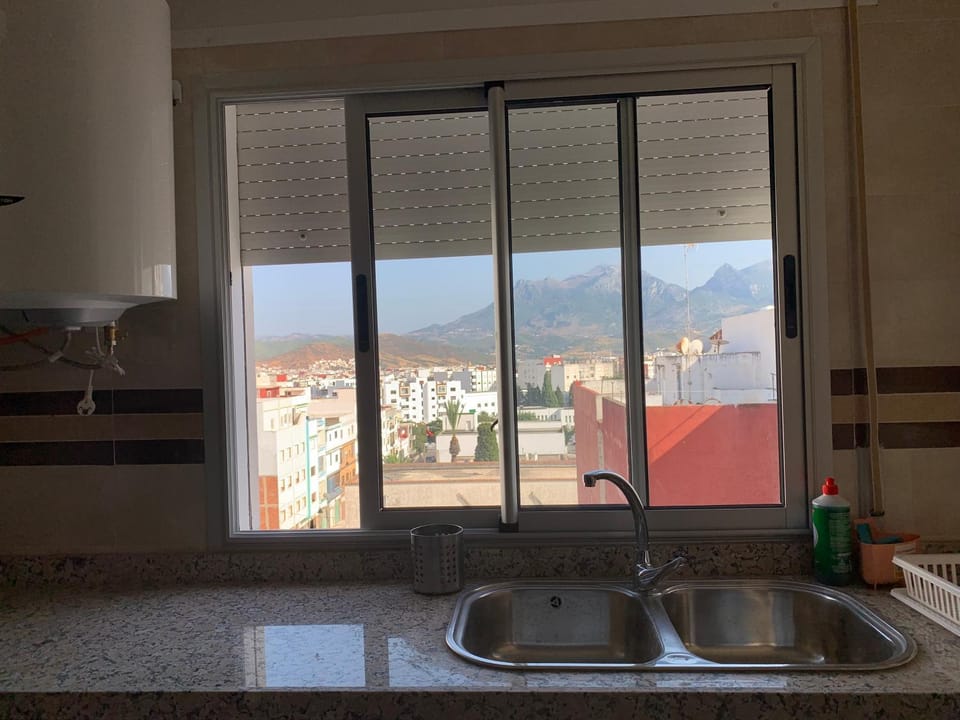 Natural landscape, View (from property/room), Kitchen or kitchenette, Mountain view