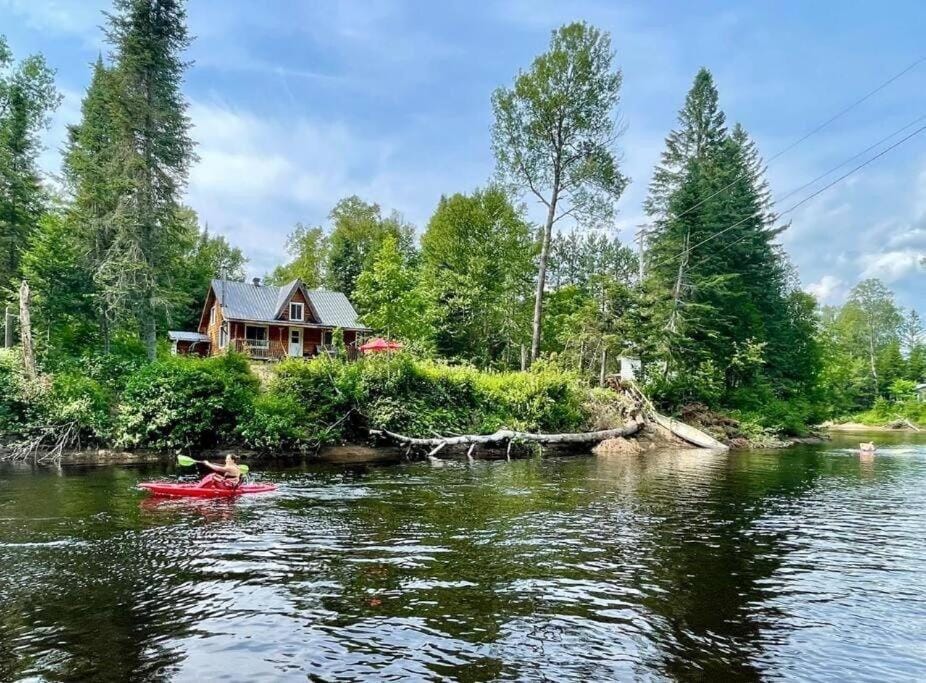 Property building, Natural landscape, River view