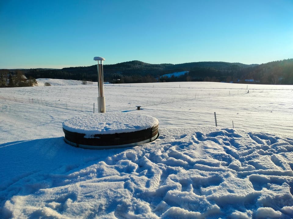 Hot Tub, Mountain view