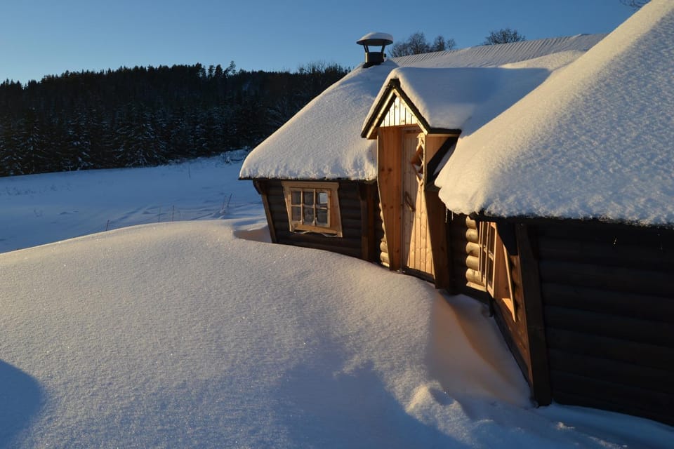 Property building, Natural landscape, Winter, BBQ facilities, Sauna