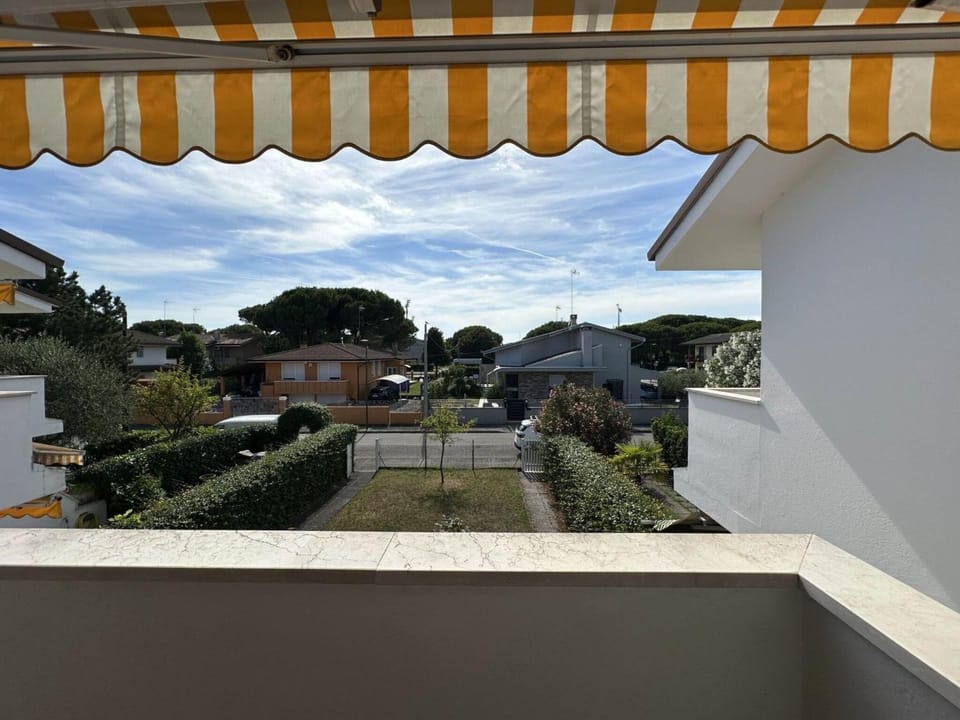 Duplex apartment with WiFi and fireplace Apartment in Bibione