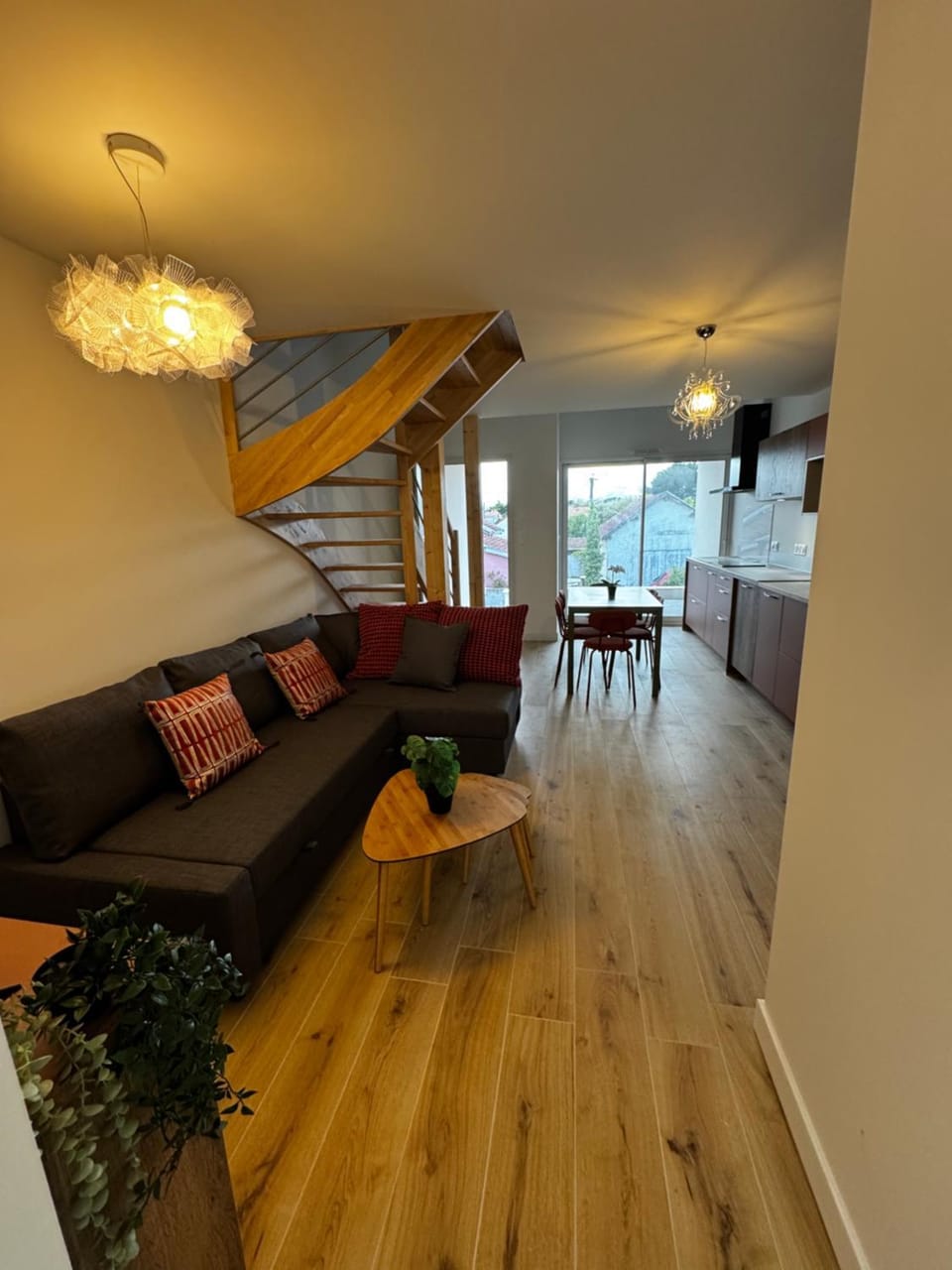 Living room, Seating area