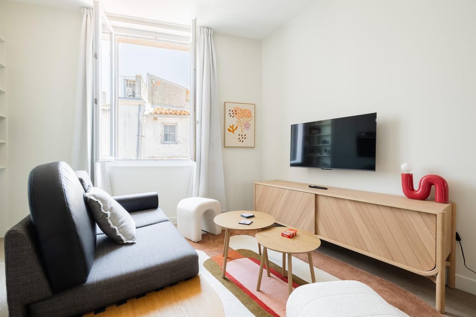 Communal lounge/ TV room, TV and multimedia, Living room, Seating area