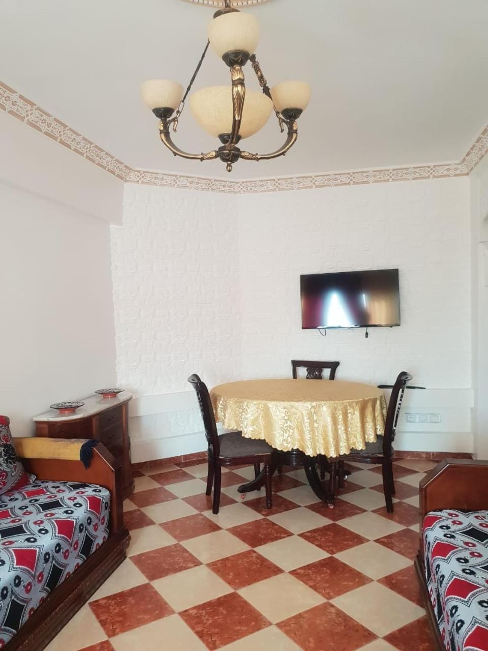 مركب حدائق الأندلس كورنيش ملاباطا Apartment in Tangier