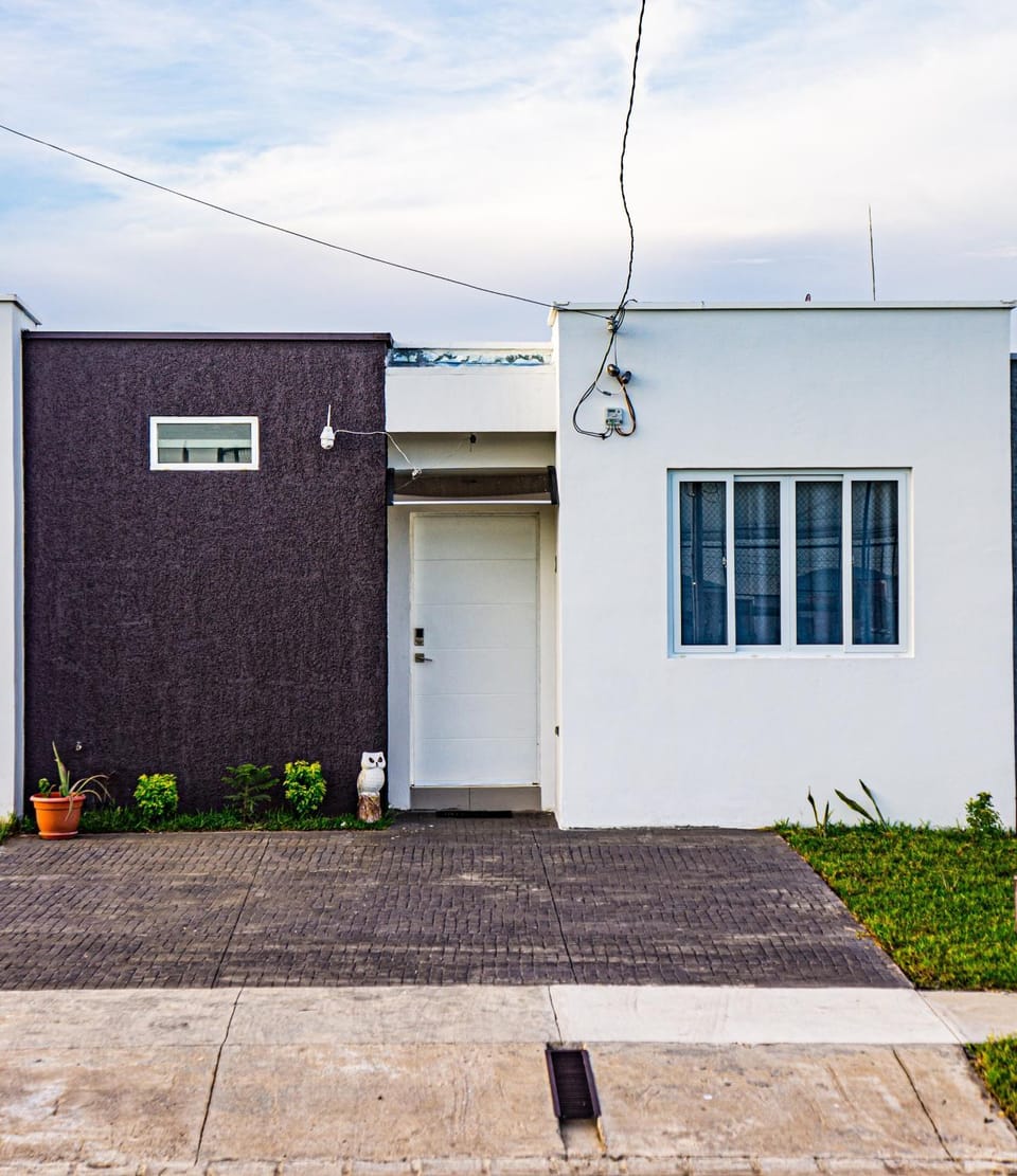 Casa del paseante House in El Salvador