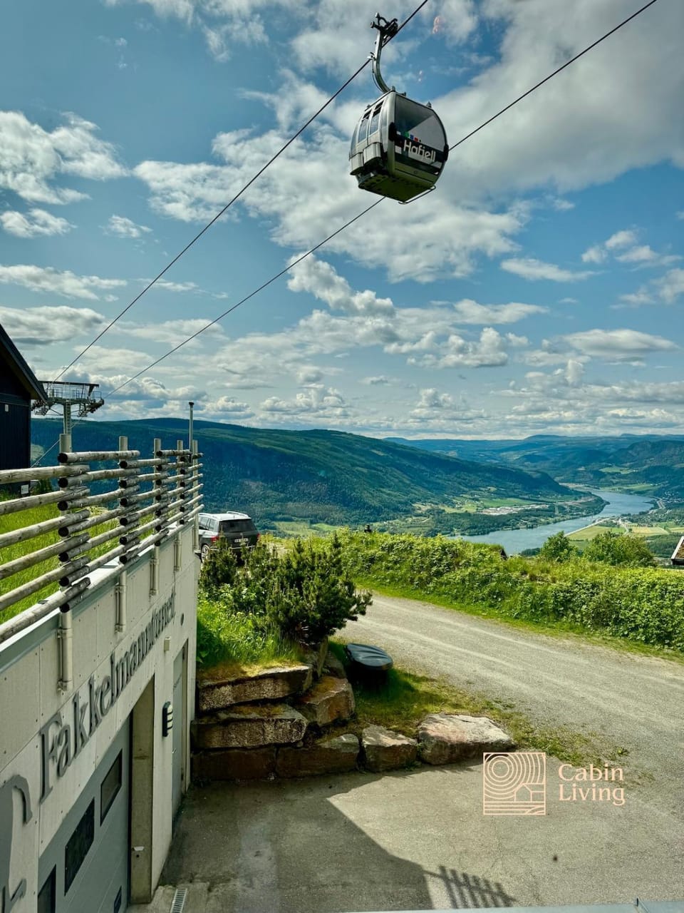 Ski-In Out apt Hafjell - Sauna and Stunning Views Apartment in Innlandet