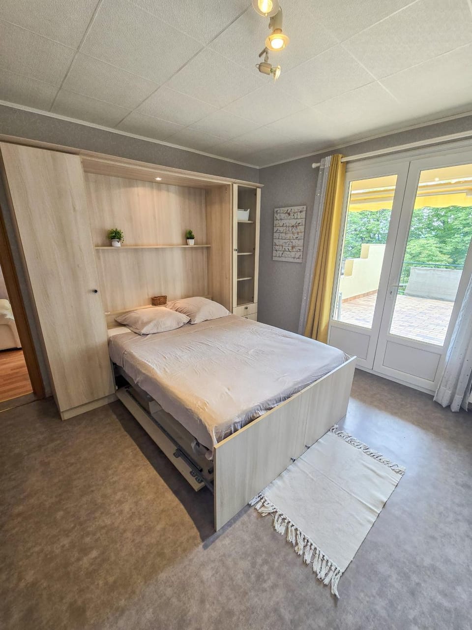 Bed, Bedroom