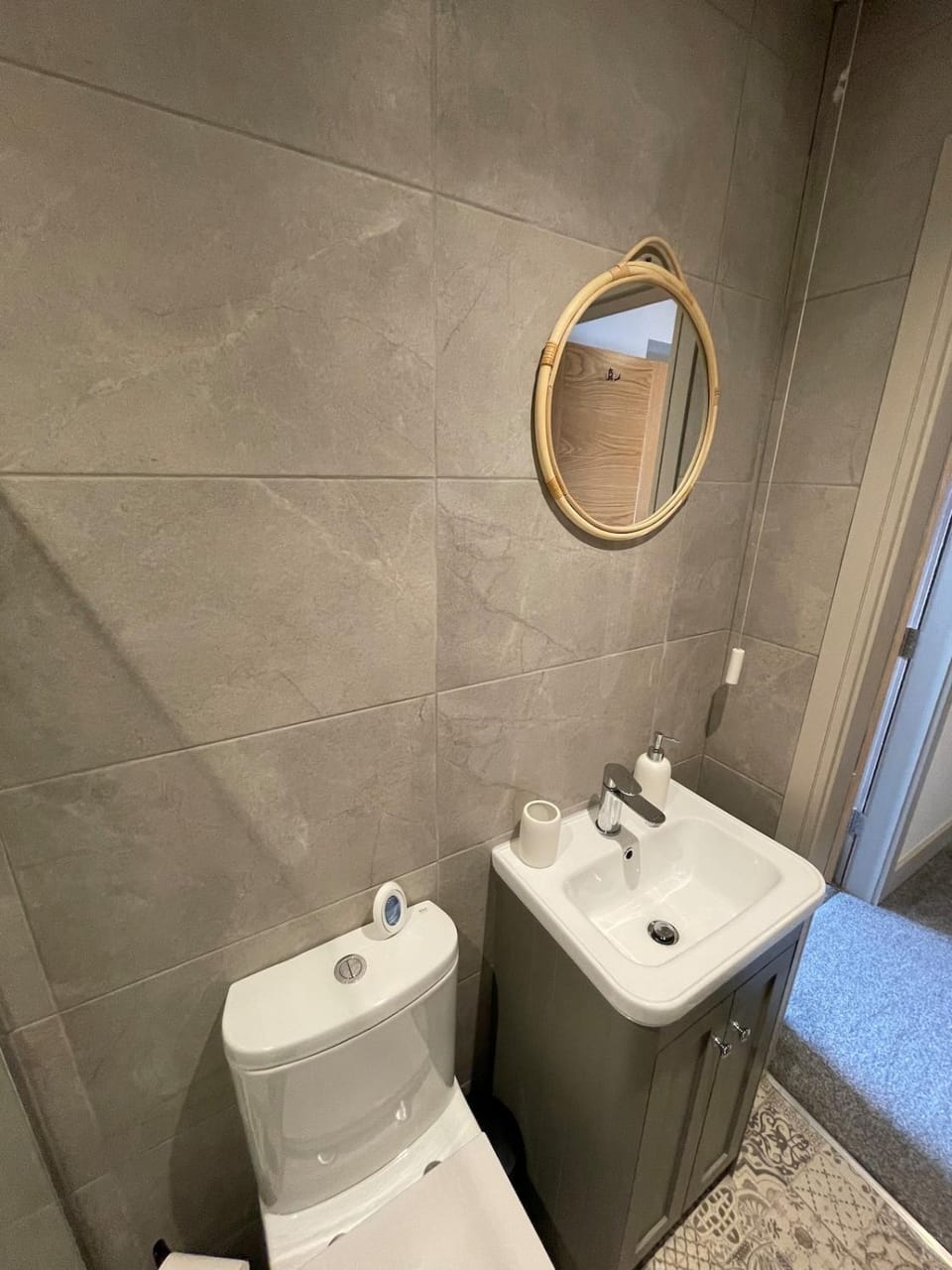 Sea View Ground Floor flat Apartment in Scarborough