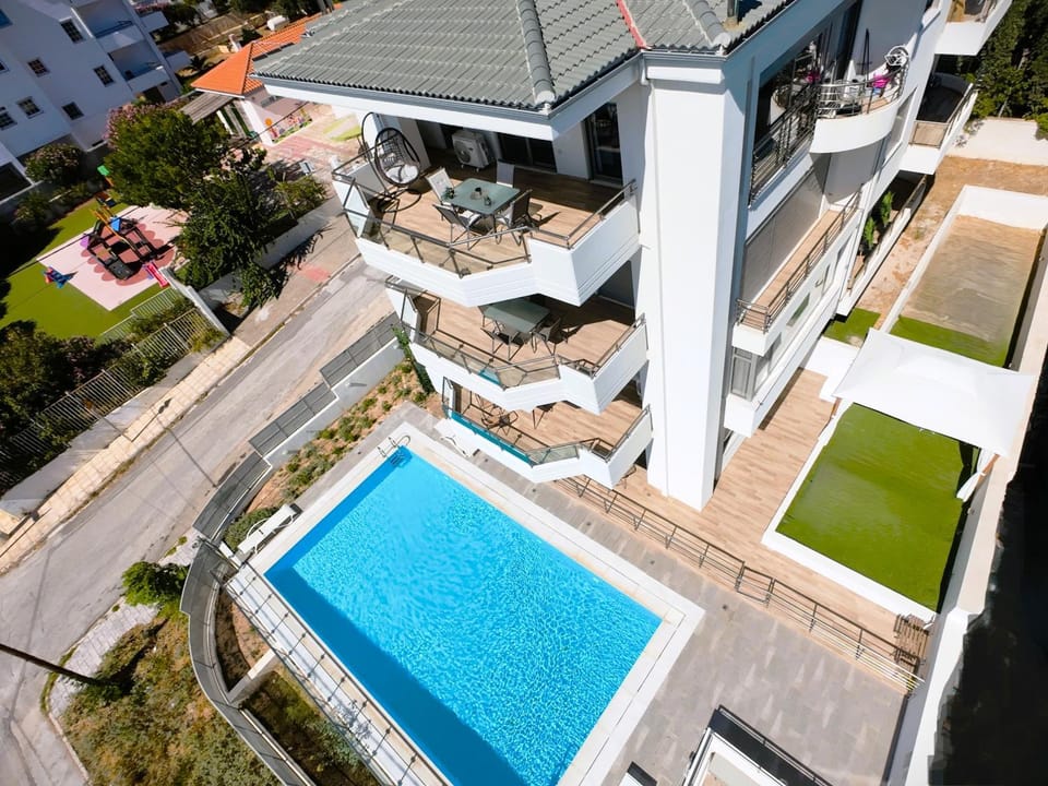 Property building, Bird's eye view