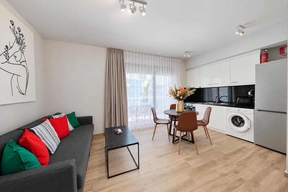 Costa Voula Shared Pool & Beach Apartment A2 Apartment in Decentralized Administration of Attica