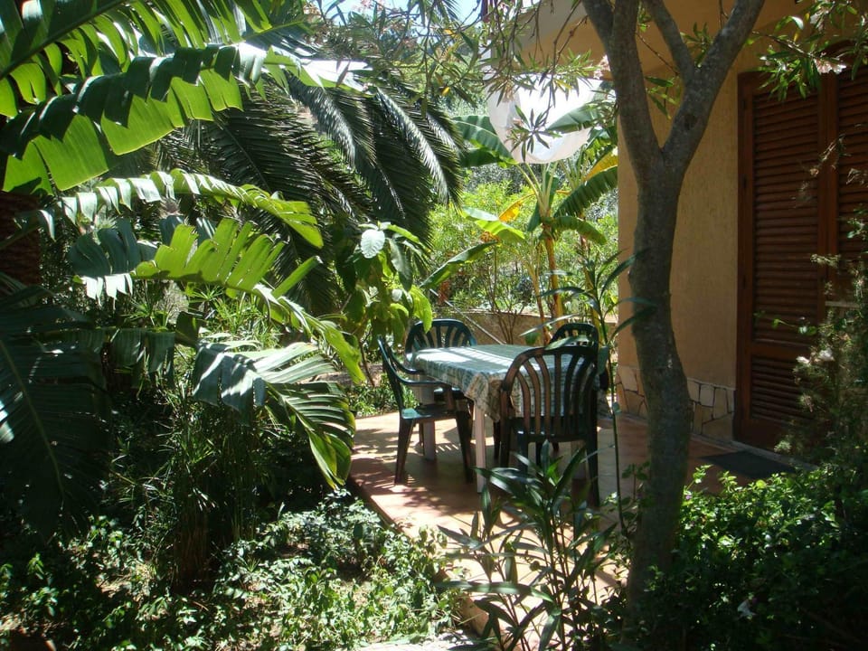 Apart in villa Sea view Sand beach Apartment in Cefalu