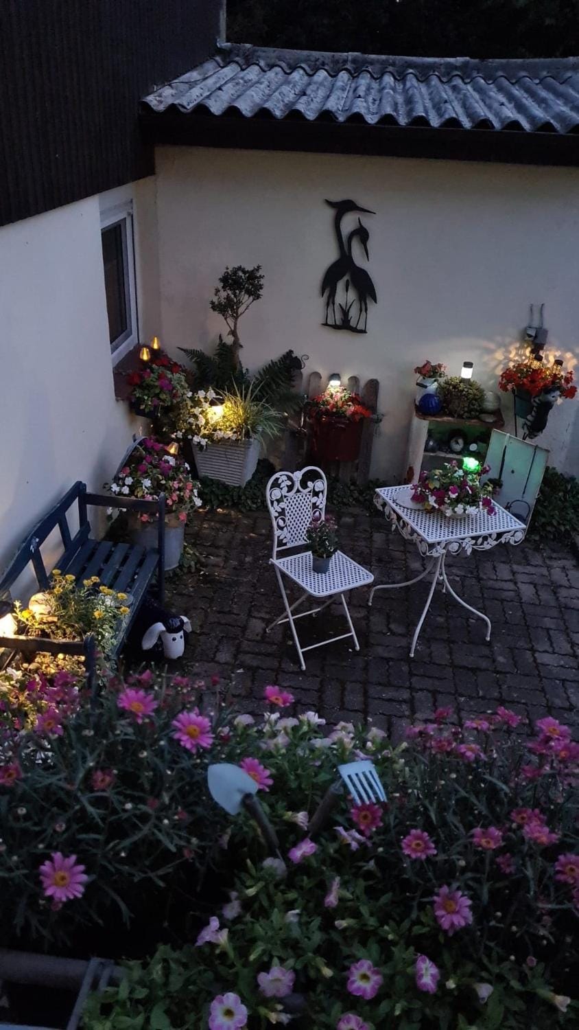 Patio, Seating area