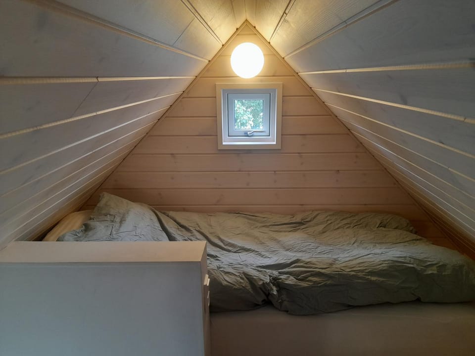 Hulen, Lundeledsvej 5 Farm Stay in Zealand