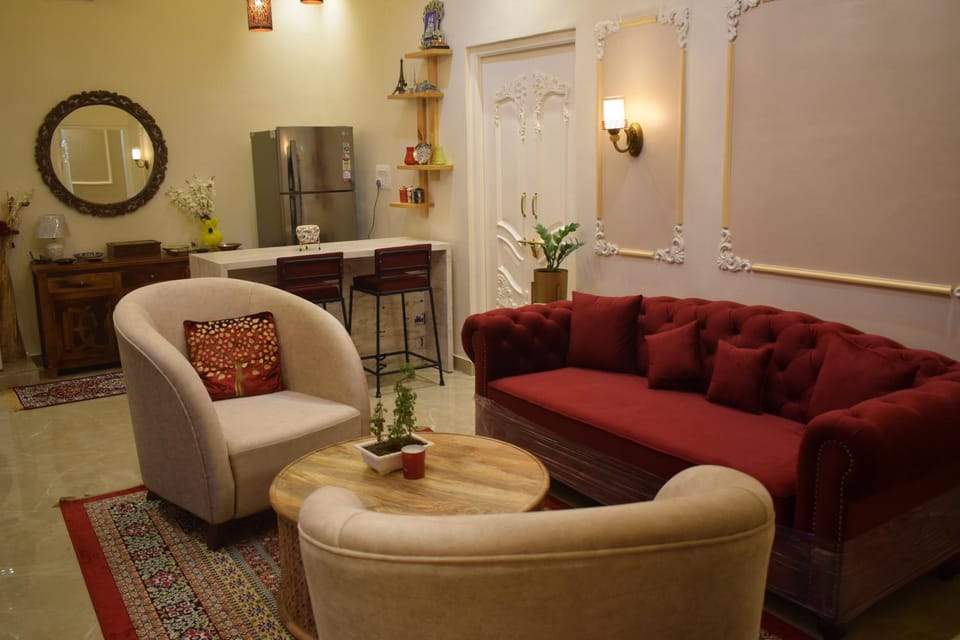Juhi's Nest-A Royal suite Bed and Breakfast in Gujarat