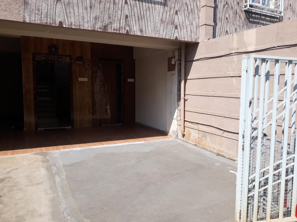Spanish villa , chinchoti Villa in Maharashtra