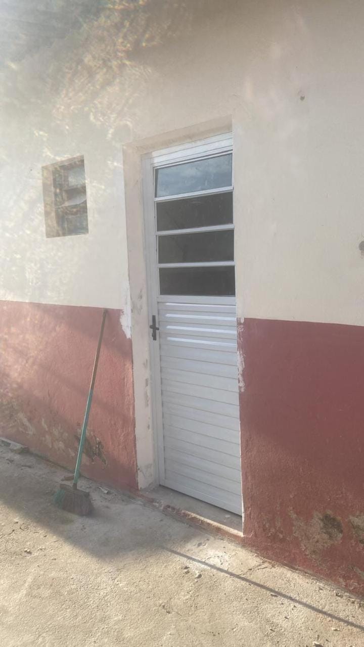 Facade/entrance, Day