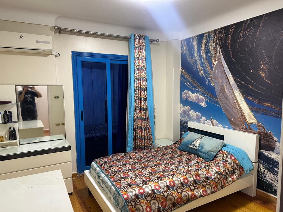 Beachfront Apartment in the Heart of Alexandria Apartment in Alexandria