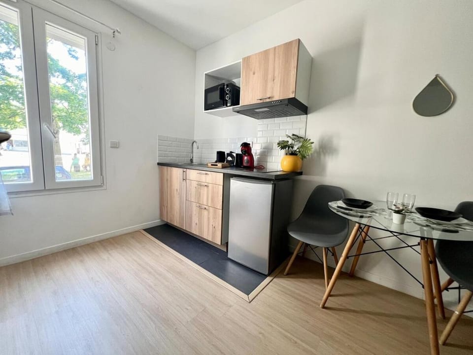 Studio Rio - Confortable avec jardin d'été I proche gare et centre Apartment in Nouvelle-Aquitaine